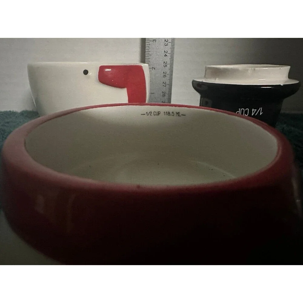 VTG Newclassic Christmas Ceramic Snowman Stackable Set of 4 Measuring Cups